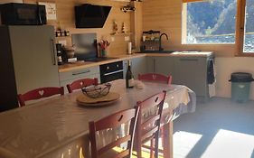 Paisible Maison Dans Les Pyrenees